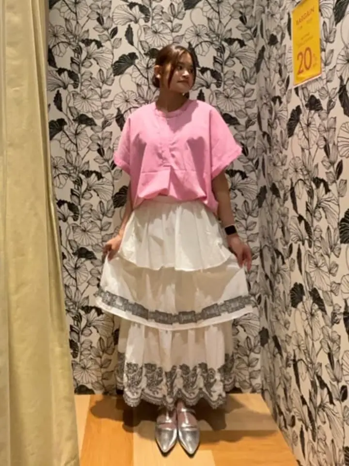 □ESCAR バイカラー刺繍ティアードスカート/Green Parks（グリーン