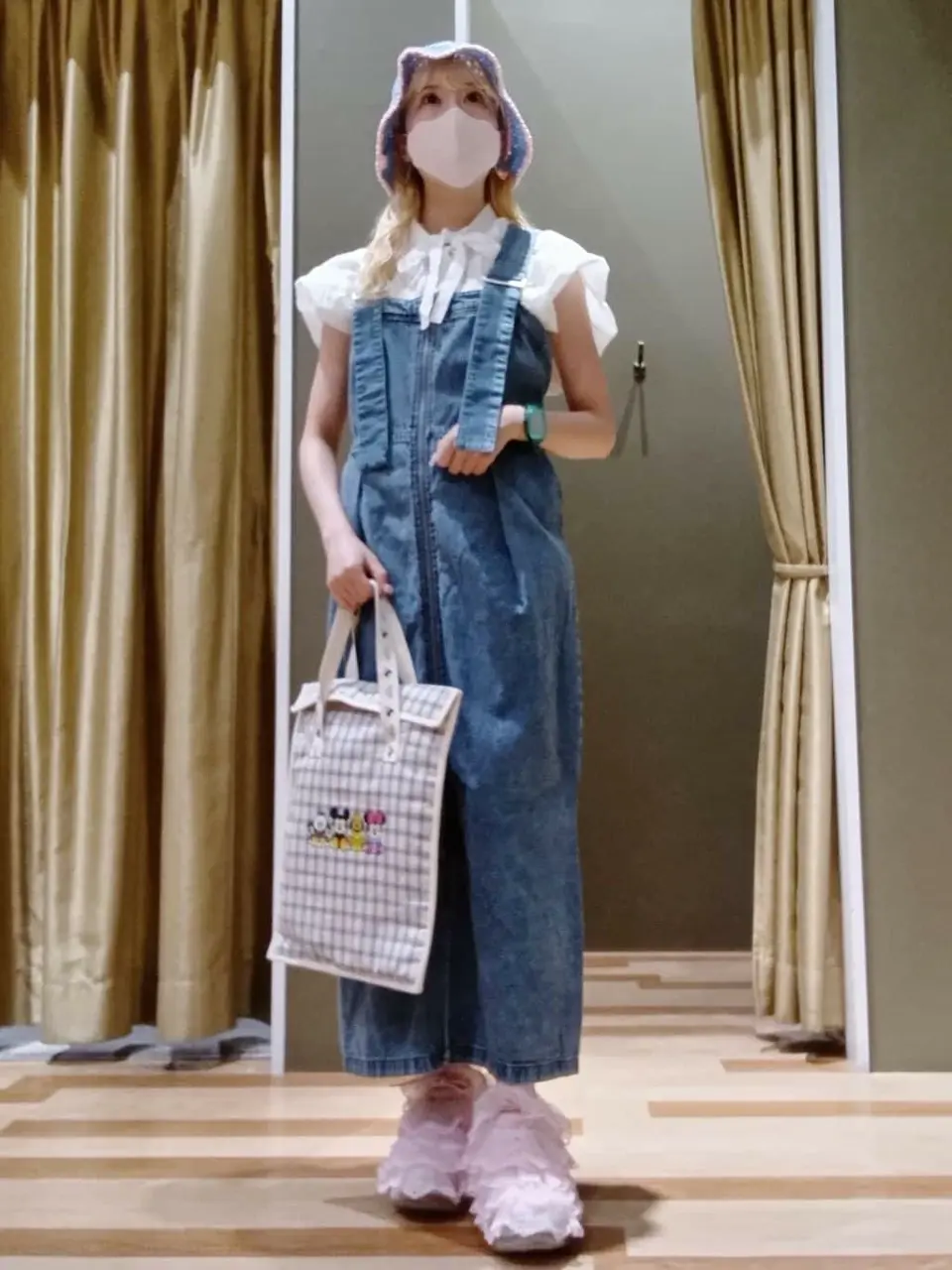 スタッフの投稿一覧