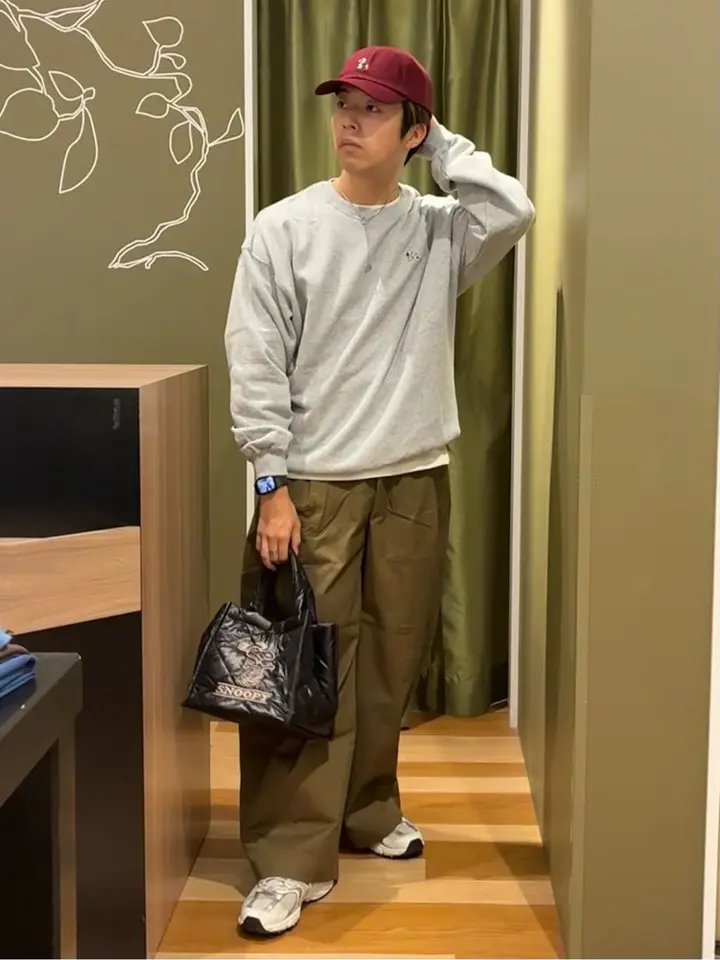 □PEANUTS スヌーピーミニ刺繍スウェット/Green Parks（グリーン