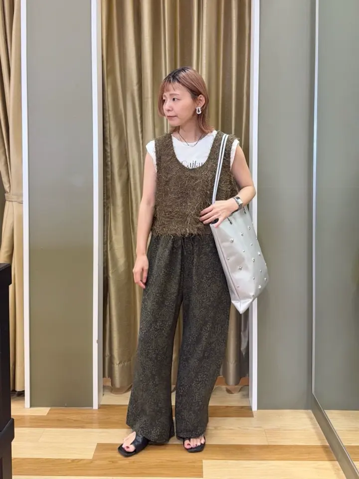 ノースリーブフェミニンロゴプルオーバー/Green Parks（グリーン