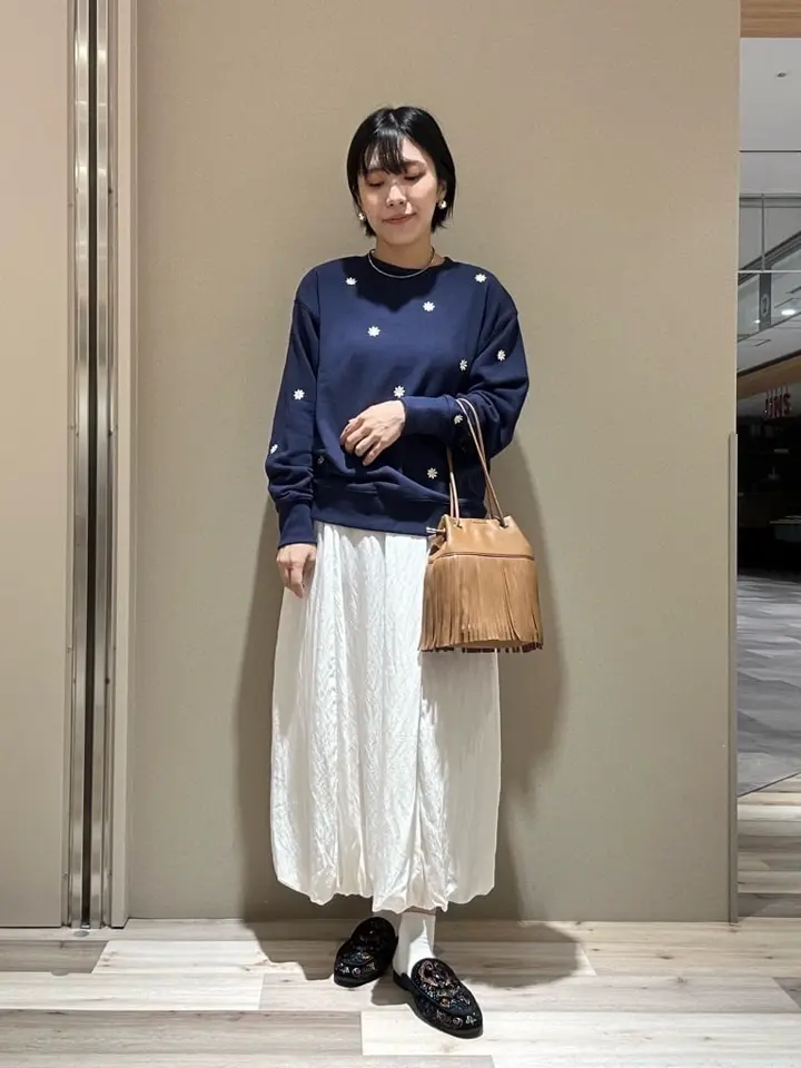 swing by デイジー刺繍スウェット/Green Parks（グリーン パークス）の