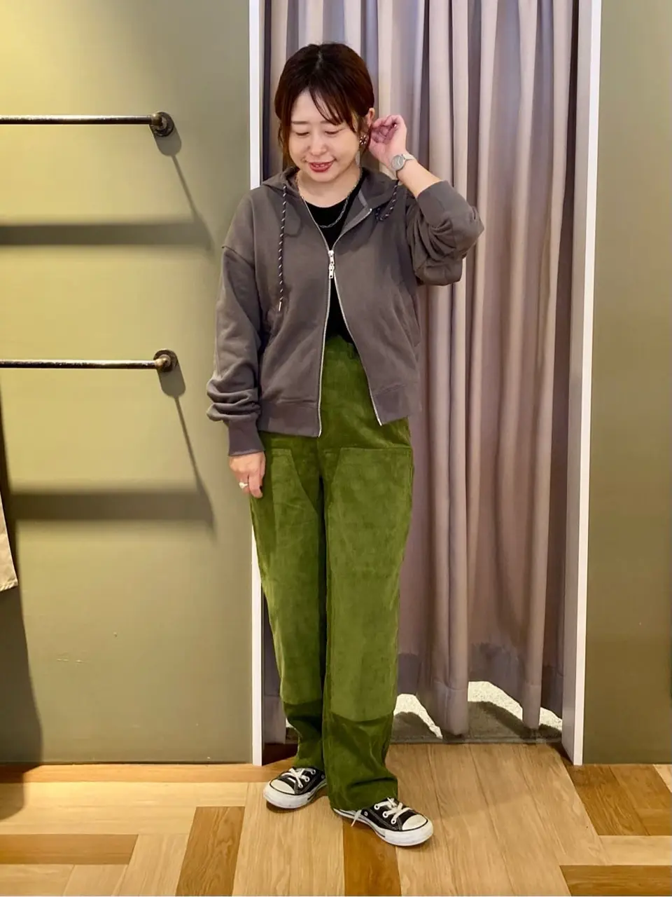 □WITH KURUMI NAKATA スウェットZIPフード/Green Parks（グリーン