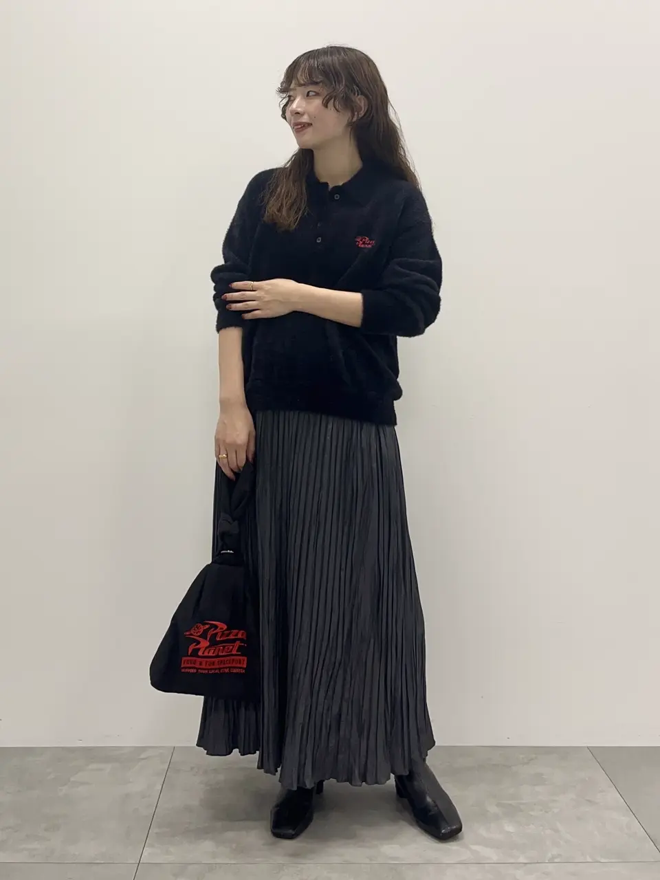 PIZZA PLANET】衿付きニットプルオーバー/Disney collection by