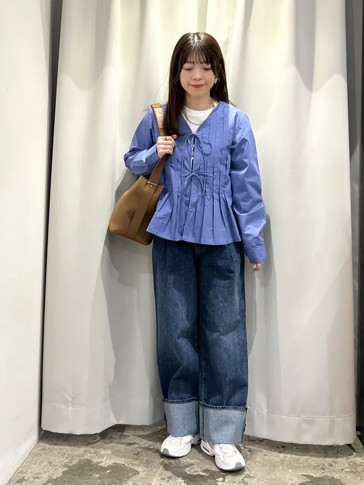 美品✨ゴシック調ブラウスウール100%セクレクトショップ購入品 マシンウォッシュ可】デニム調プルオーバーブラウス