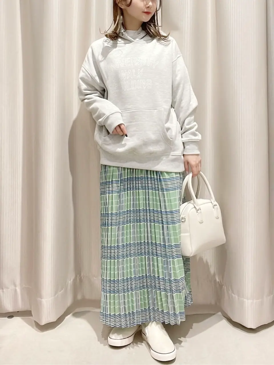 ロゴスウェットパーカー/AMERICAN HOLIC（アメリカンホリック）の