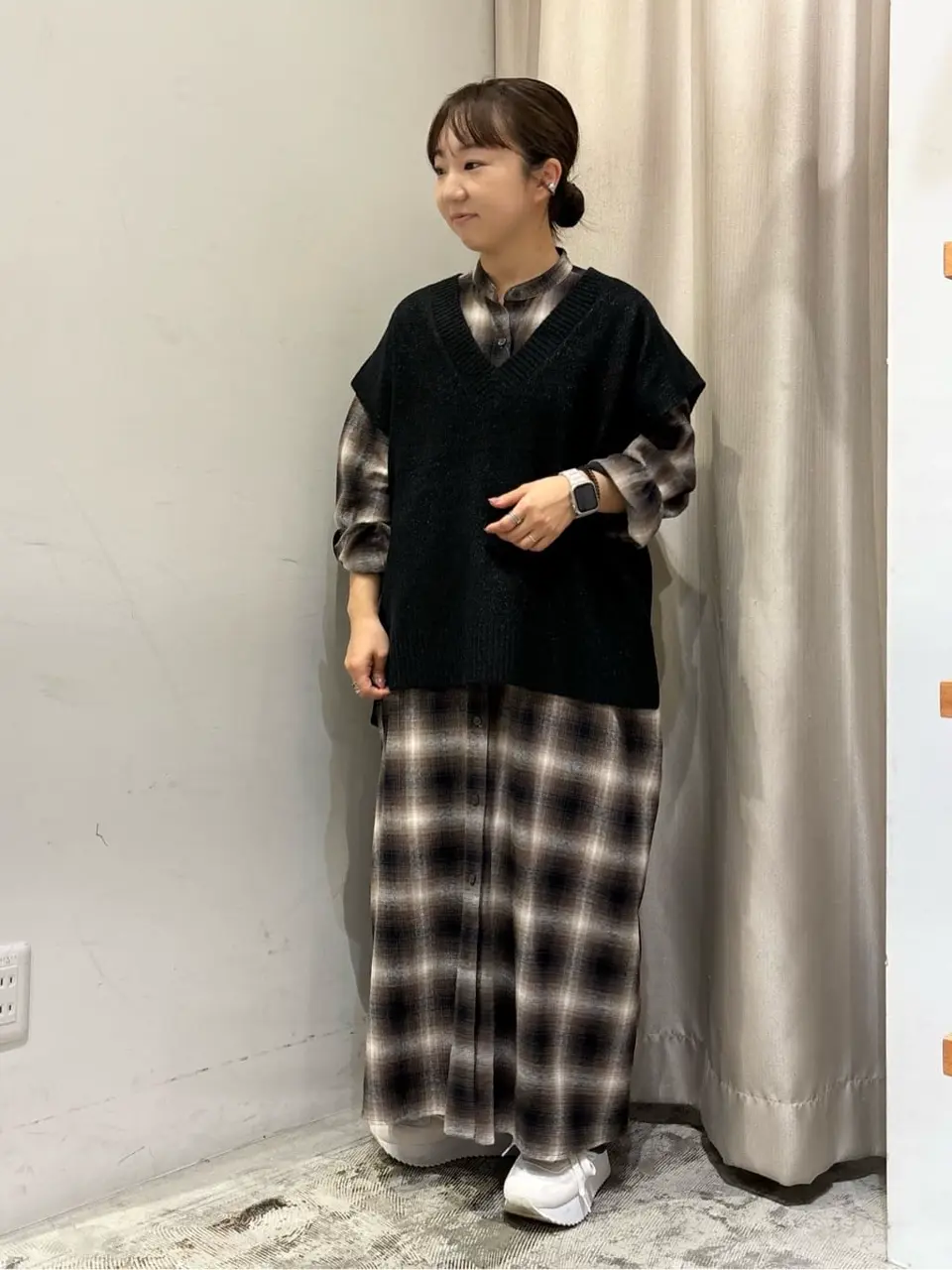 ラメ入りVネックニットベスト/AMERICAN HOLIC（アメリカンホリック）の