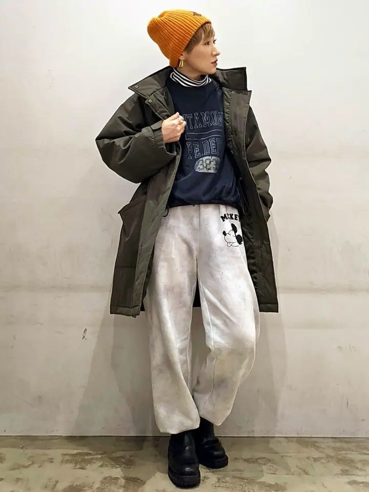 mickey 様BEAUTY&YOUTH ラインストーン スウェットプルオーバー 1600024F0722_m1_a030.jpg