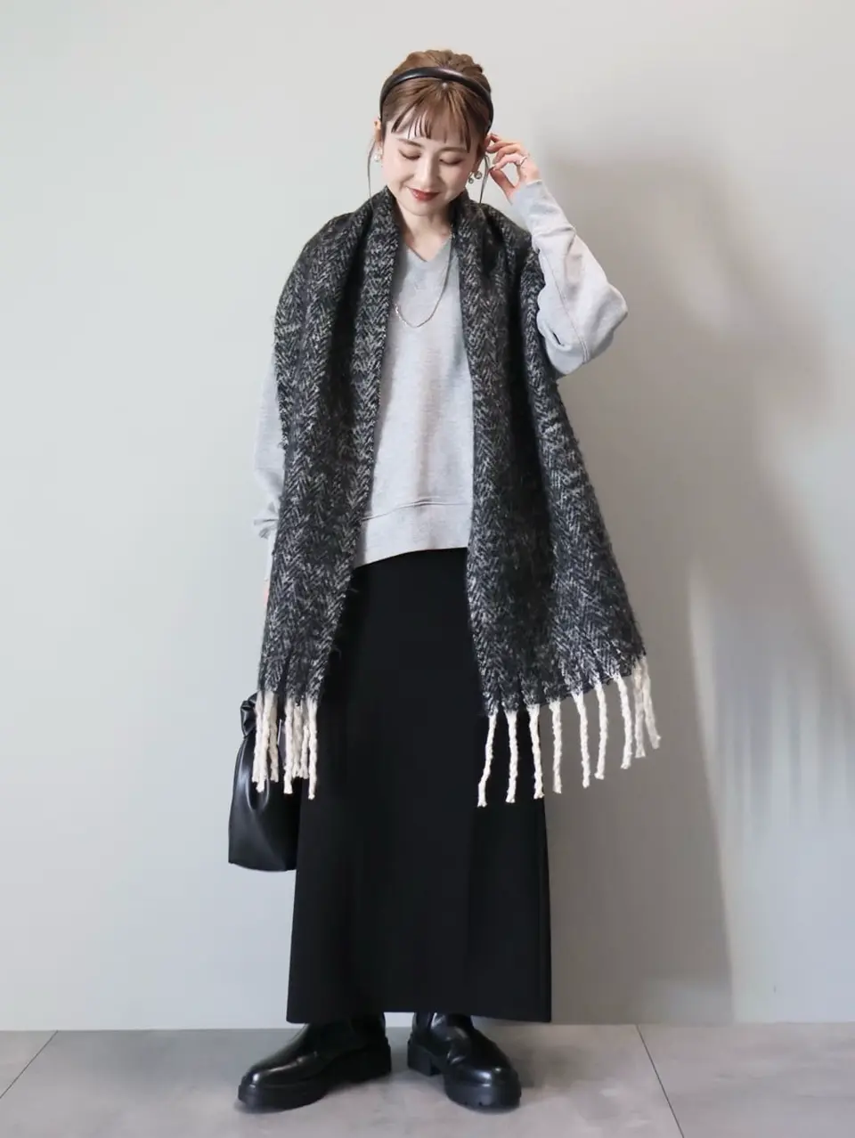 ≪USED≫Vネックスウェット/AMERICAN HOLIC（アメリカンホリック）の