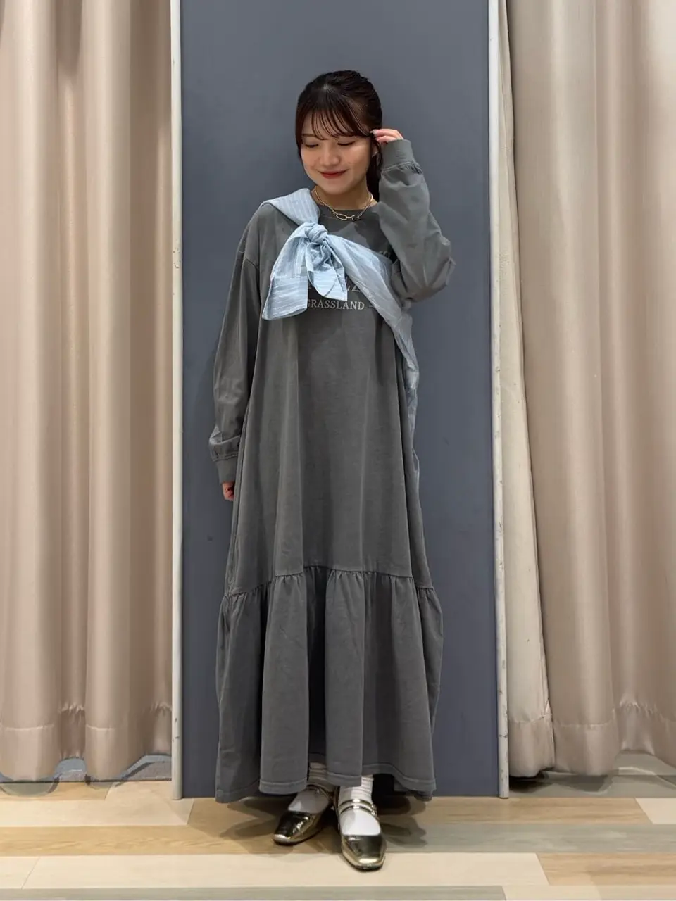 丈違いロゴティアードカットワンピース/AMERICAN HOLIC（アメリカン