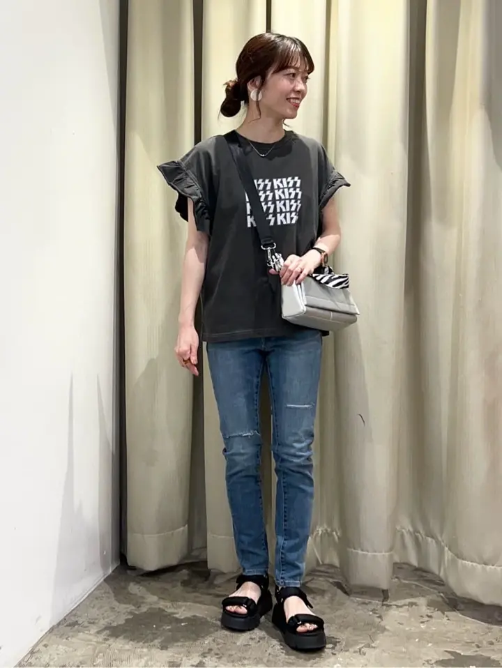 ≪USED≫スキニーフィットダメージデニム/AMERICAN HOLIC（アメリカン