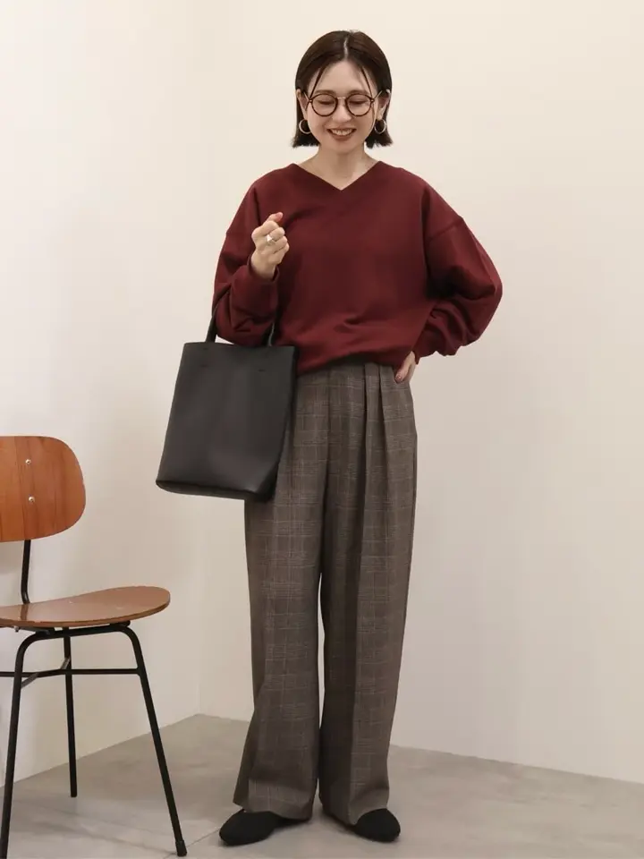 Vネックワンポイントロゴスウェットプルオーバー/AMERICAN HOLIC