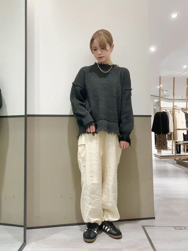 ダメージルーズニット/YECCA VECCA（イェッカ ヴェッカ）のニット