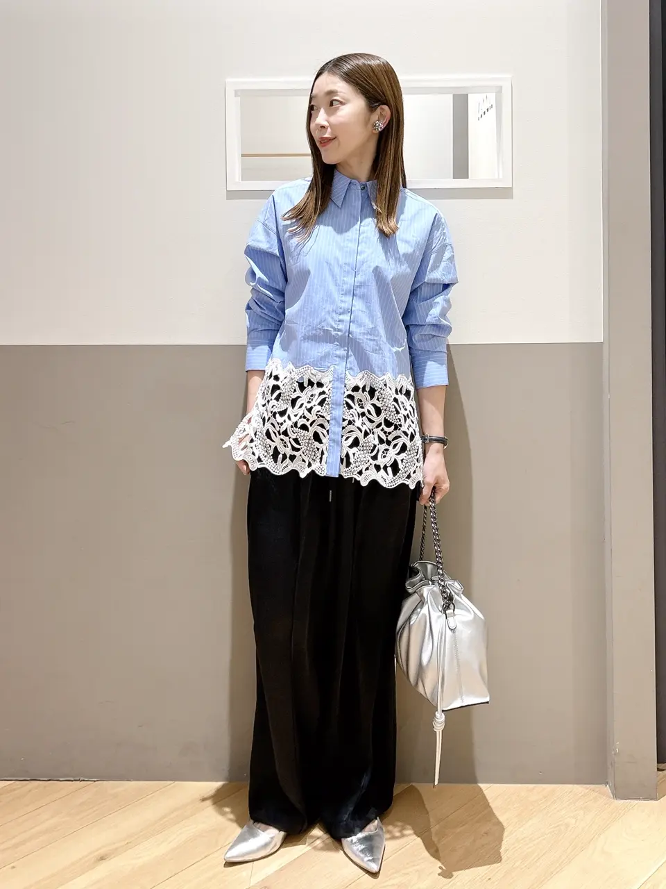 レースヘムロングシャツ/YECCA VECCA（イェッカ ヴェッカ）のシャツ