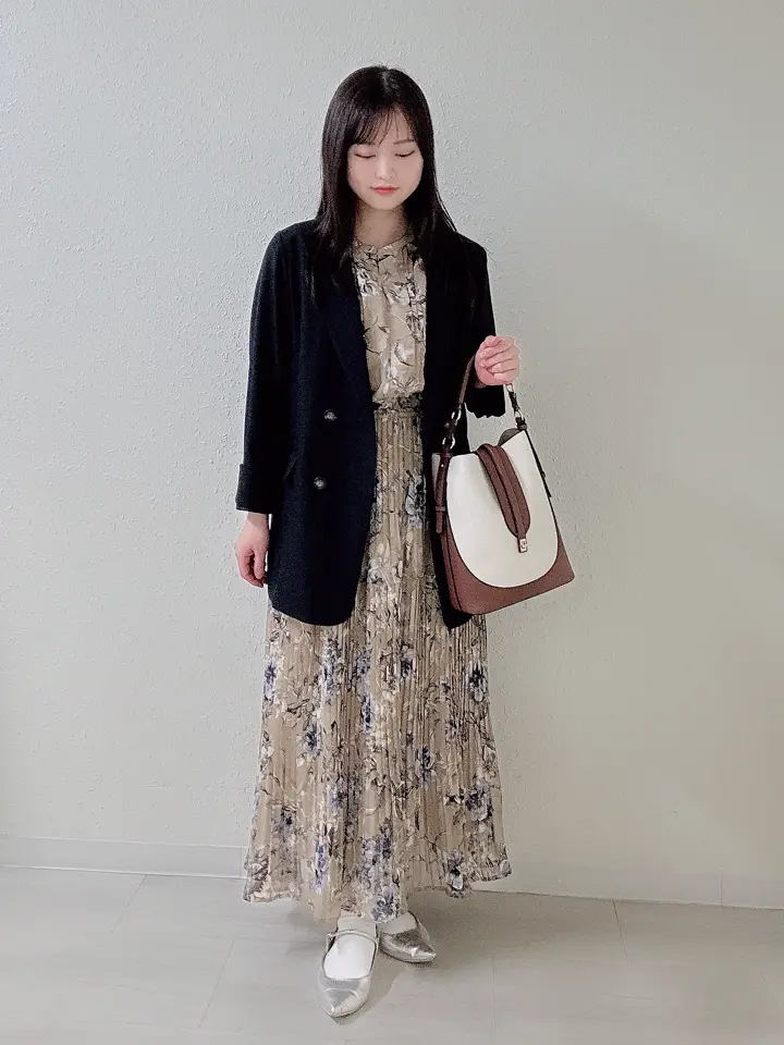 追加生産】フラワー柄シアープリーツワンピース/YECCA VECCA（イェッカ