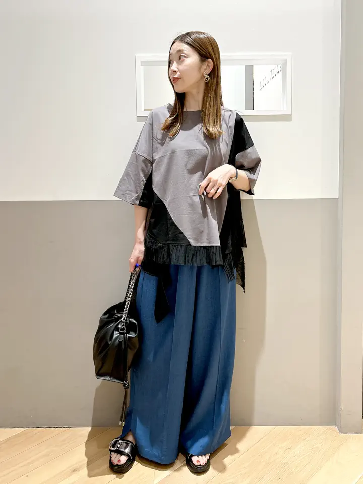 裾アシメデザインプルオーバー/YECCA VECCA（イェッカ ヴェッカ）のT