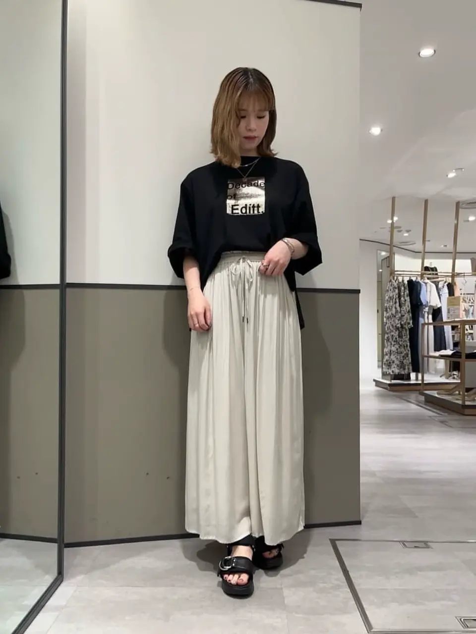 シルキータックワイドパンツ/YECCA VECCA（イェッカ ヴェッカ）の