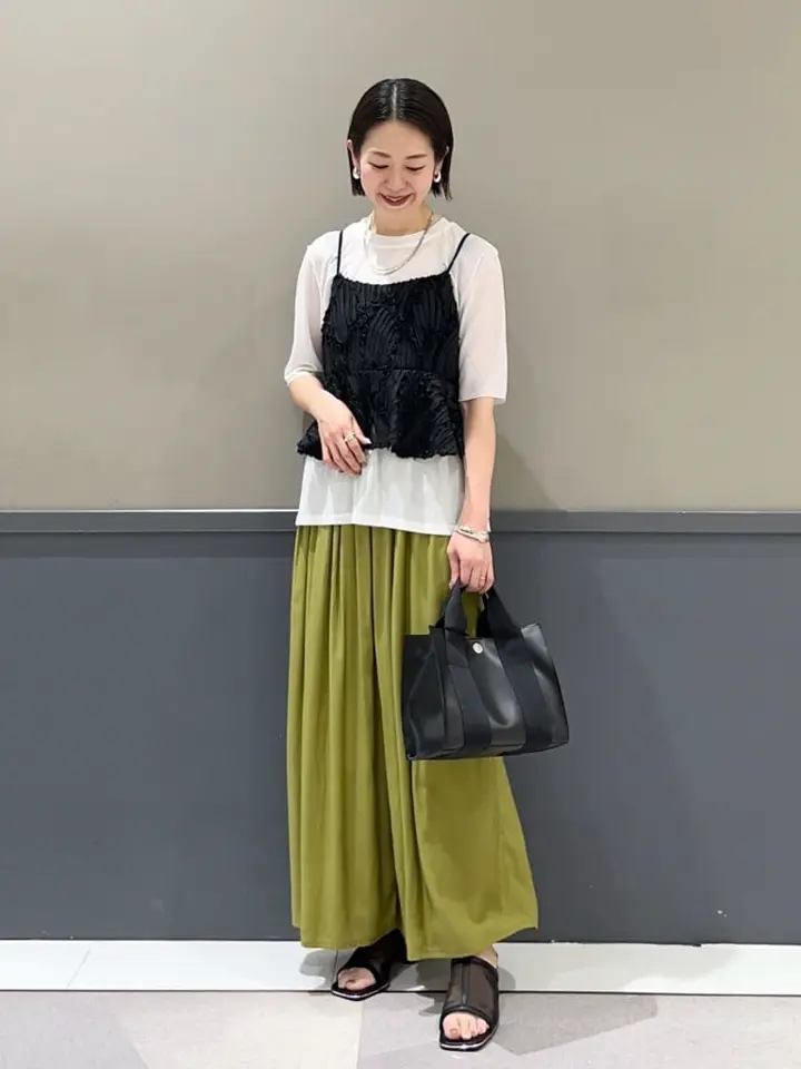 シルキータックワイドパンツ/YECCA VECCA（イェッカ ヴェッカ）の