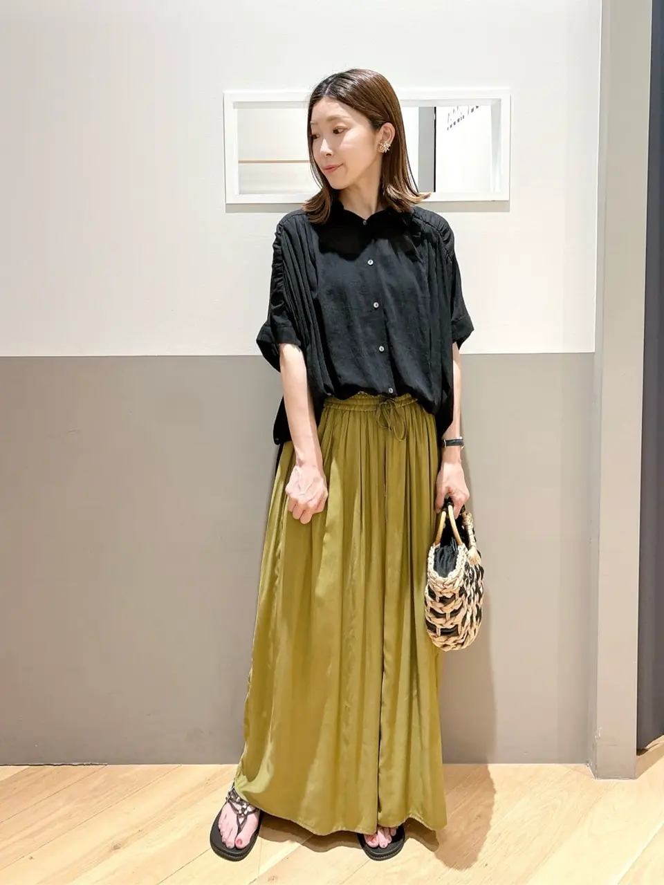 シルキータックワイドパンツ/YECCA VECCA（イェッカ ヴェッカ）の