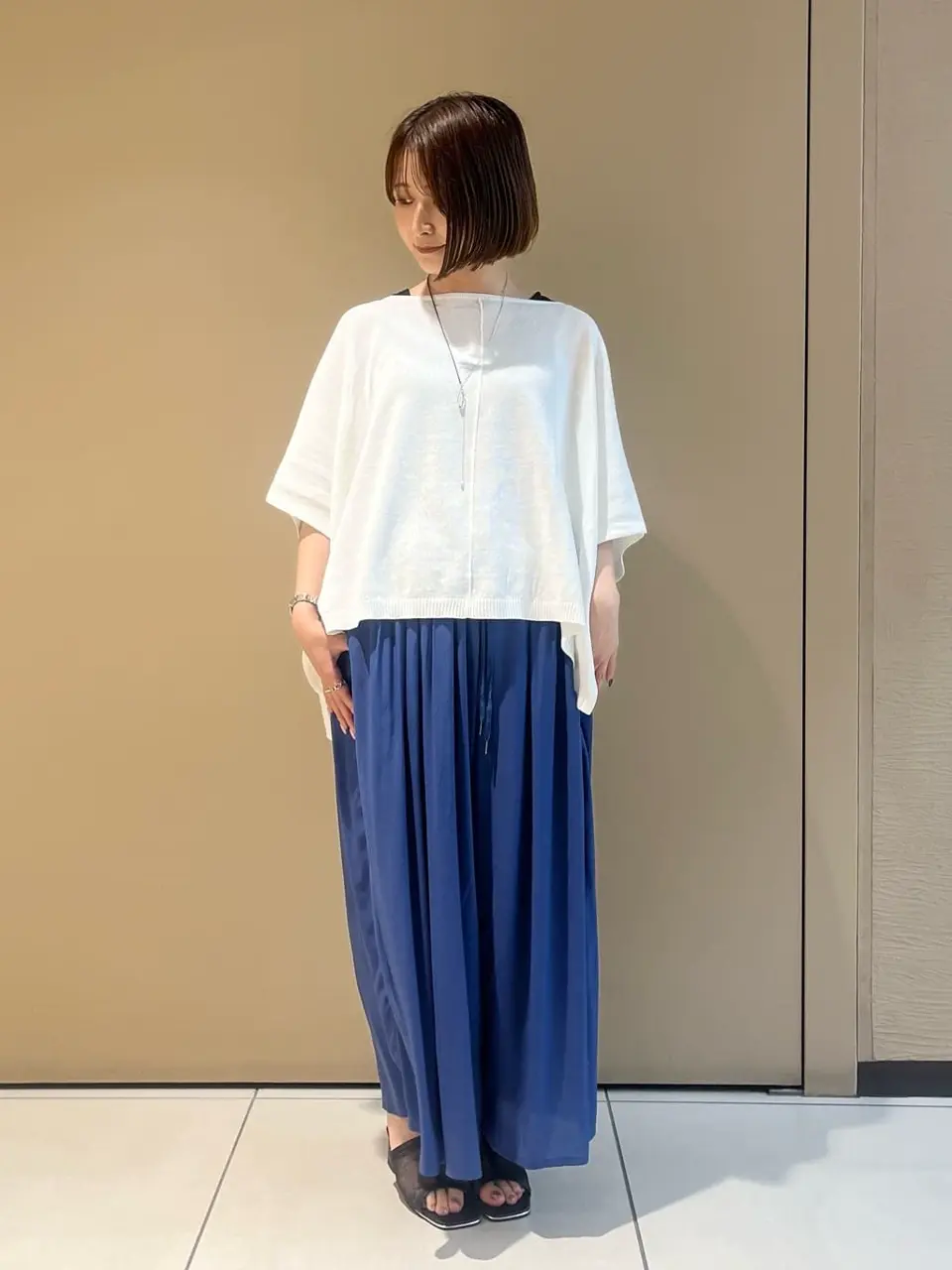 シルキータックワイドパンツ/YECCA VECCA（イェッカ ヴェッカ）の