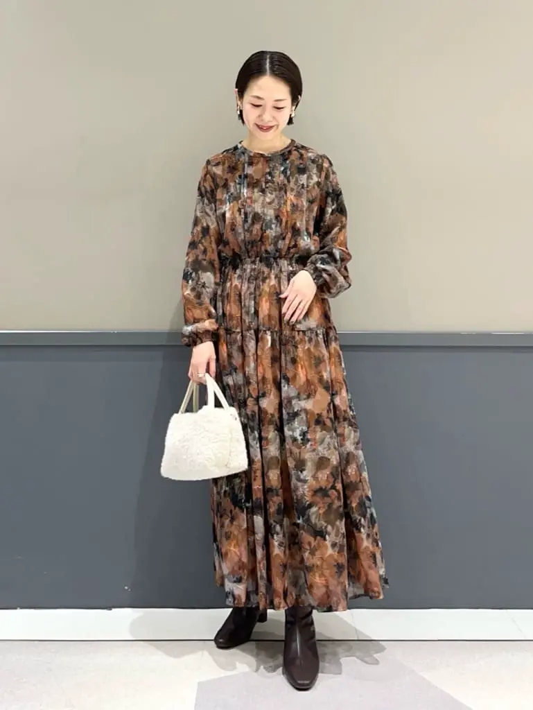 新品タグ付きイェッカ ヴェッカ フラワープリント ロングワンピース 追加生産>>ぼかしフラワー柄長袖ワンピース/YECCA VECCA（イェッカ