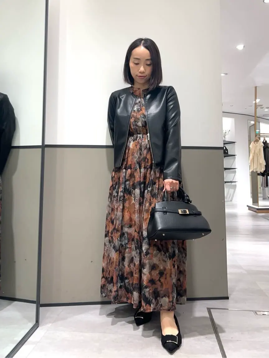 追加生産>>ぼかしフラワー柄長袖ワンピース/YECCA VECCA（イェッカ