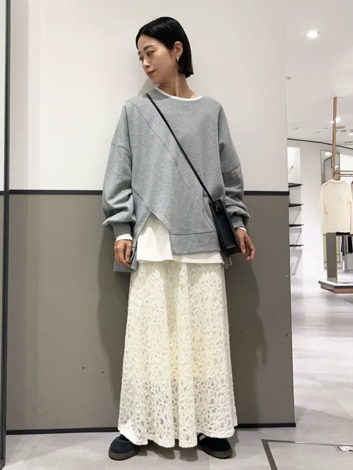 アシメデザインプルオーバー/YECCA VECCA（イェッカ ヴェッカ）の