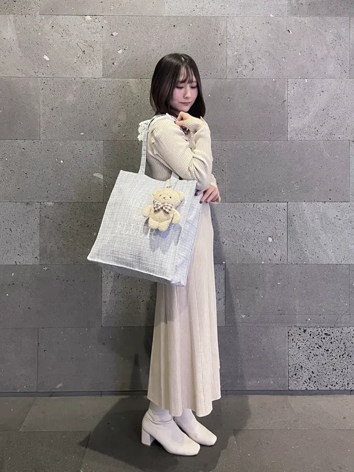 限定カラーあり】リボンベアパスケース/Maison de FLEUR（メゾン ド