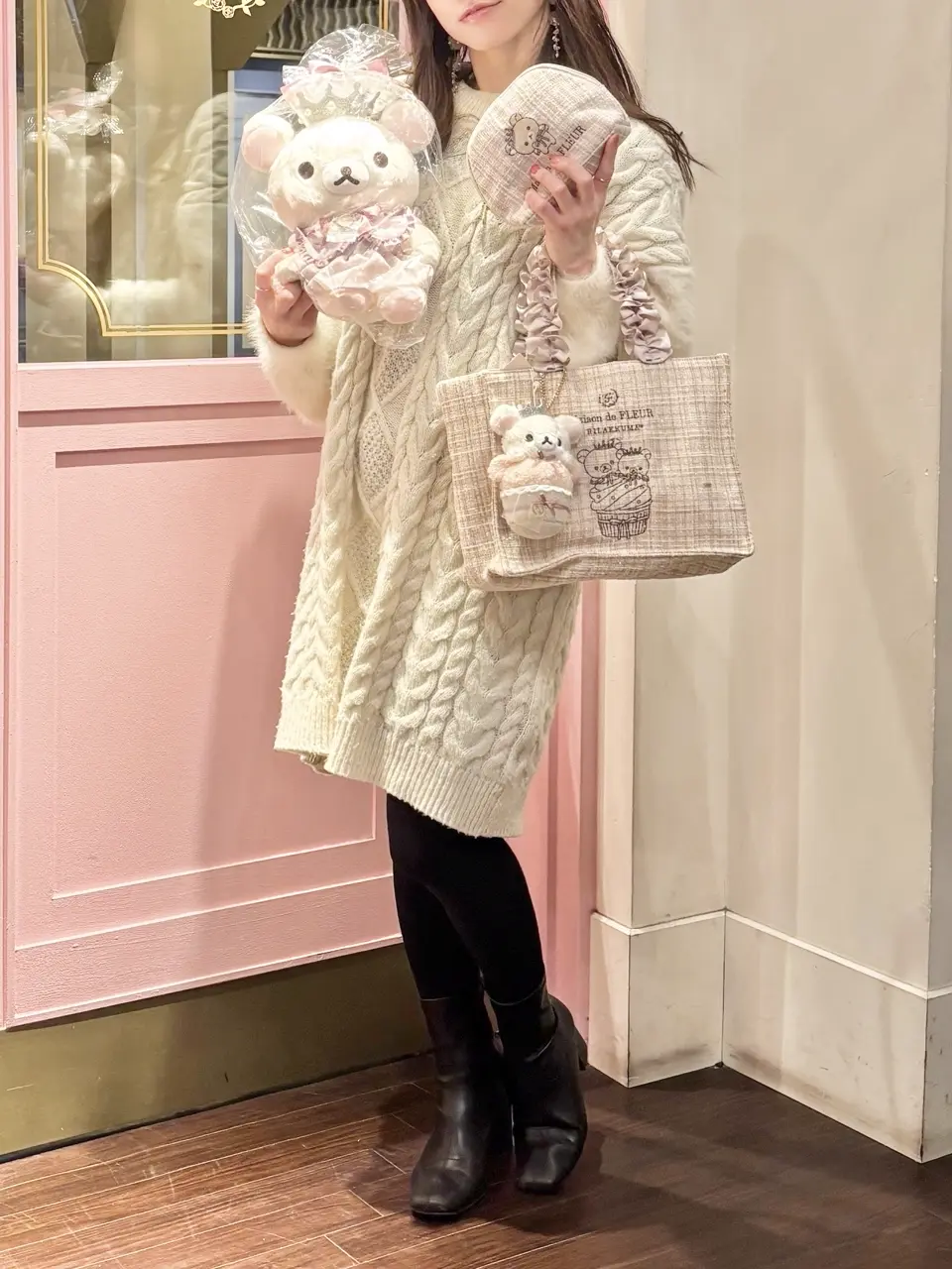 リラックマ ラウンドポーチ⁄Maison de FLEUR（メゾン ド フルール 