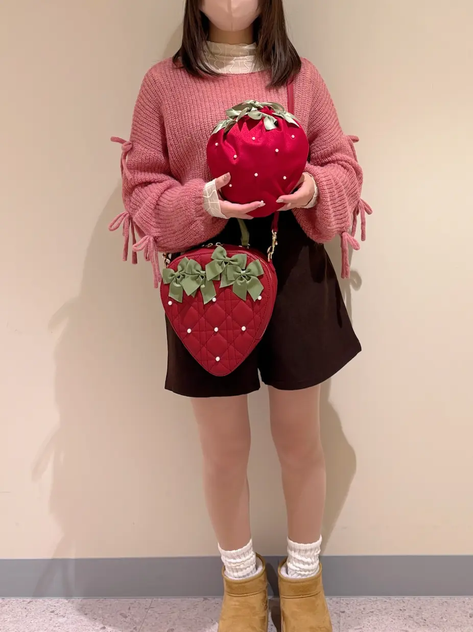 いちご巾着/Maison de FLEUR（メゾン ド フルール）のポーチ