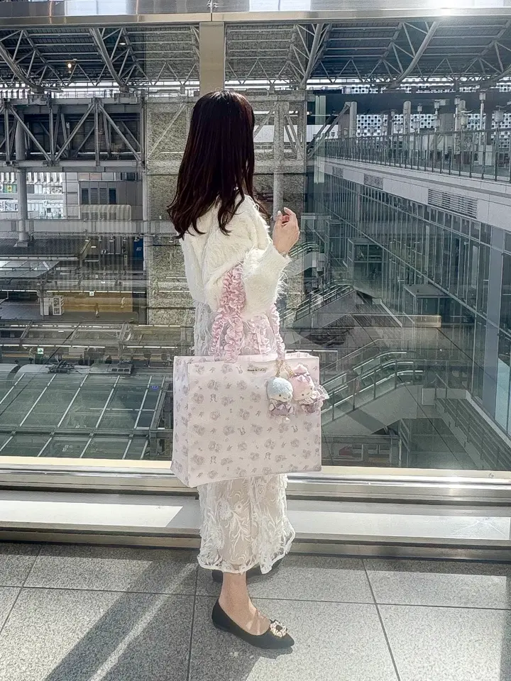 リトルツインスターズ フリルハンドルトート/Maison de FLEUR（メゾン