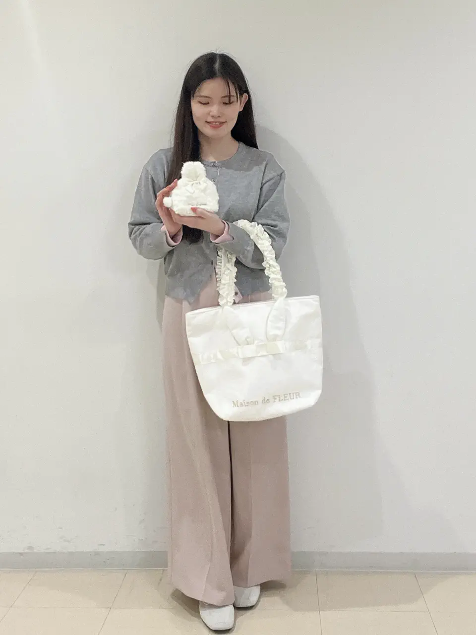 ラビットフェイクファーポーチ/Maison de FLEUR（メゾン ド フルール