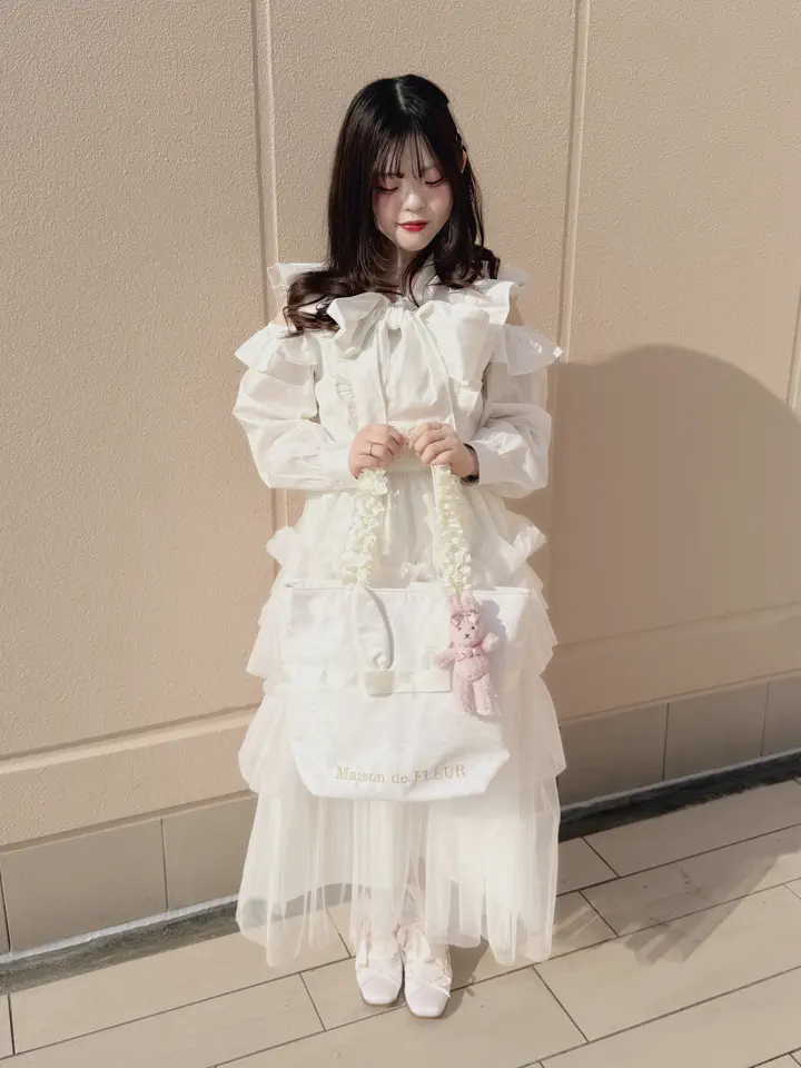 A4対応】ラビットフリルハンドルトートバッグ/Maison de FLEUR（メゾン