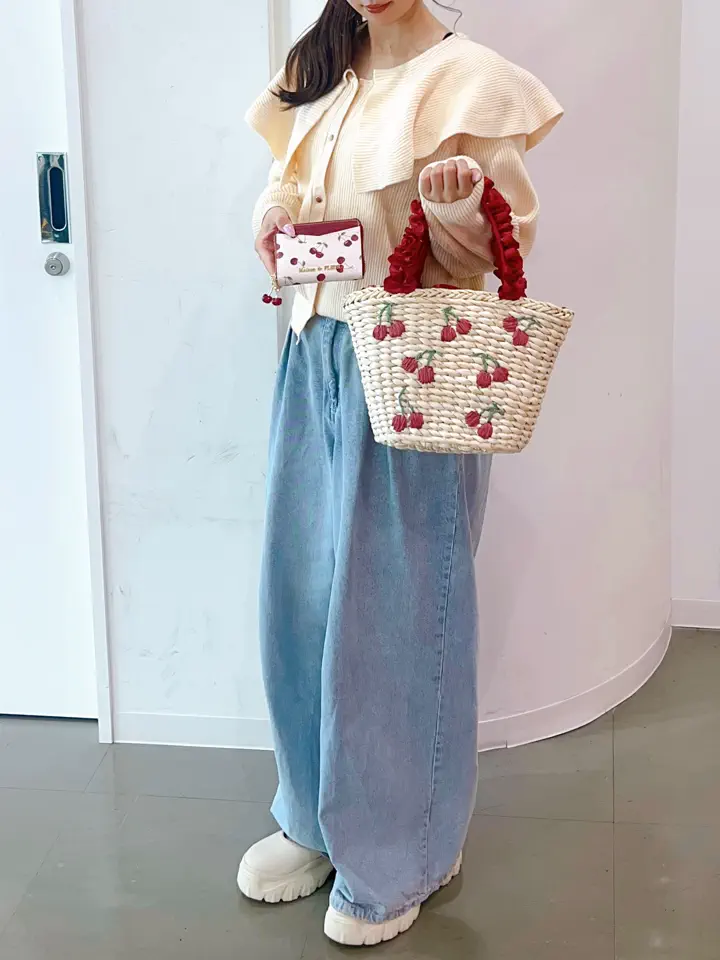 チェリー刺繍メイズカゴバッグ/Maison de FLEUR（メゾン ド フルール