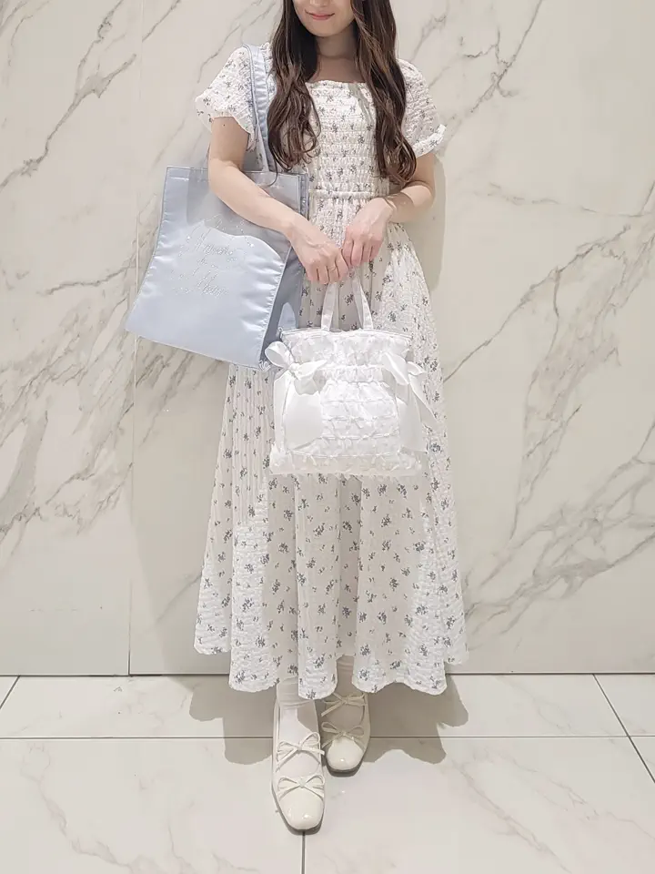 サテンラインストーントートバッグ/Maison de FLEUR（メゾン ド