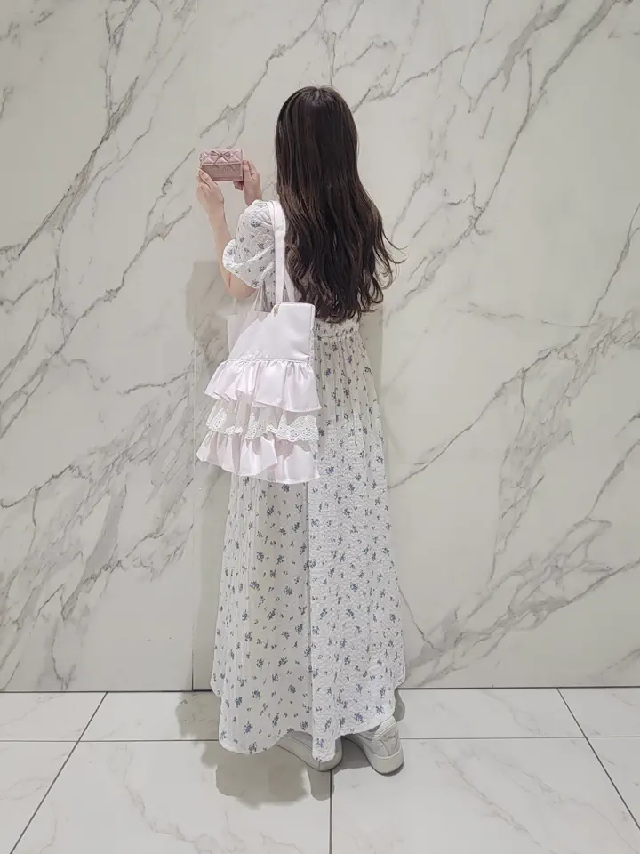 A4対応】サテンフロントフリルスクエアトートバッグ/Maison de FLEUR