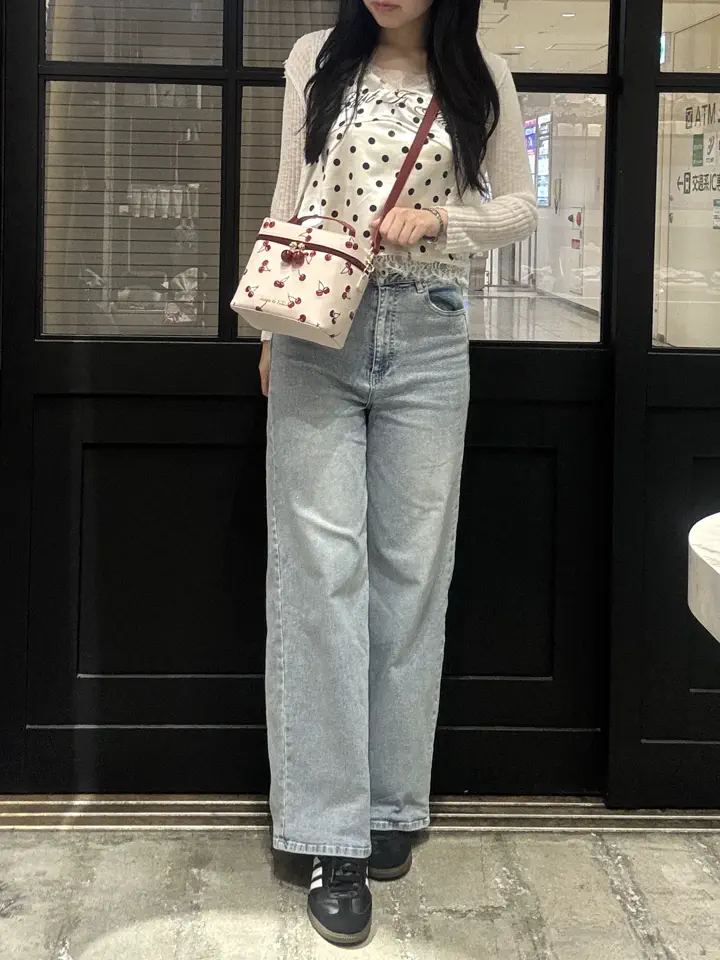 チェリー刺繍キューブ型バッグ/Maison de FLEUR（メゾン ド フルール