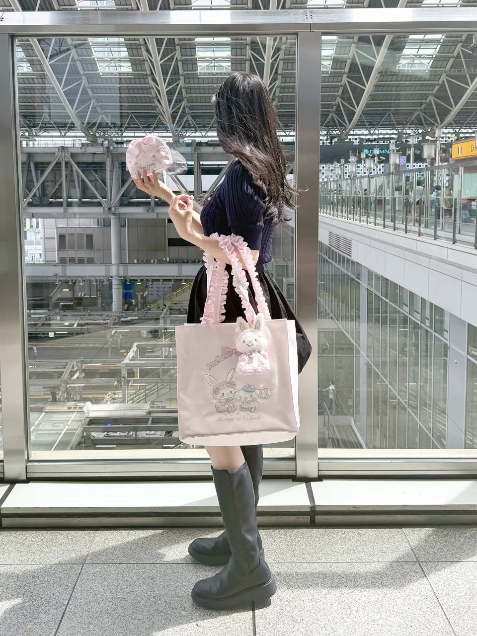 受注生産】ウィッシュミーメル&シナモロール フリルハンドルトート 受注生産】ウィッシュミーメル&シナモロール フリルハンドルトート