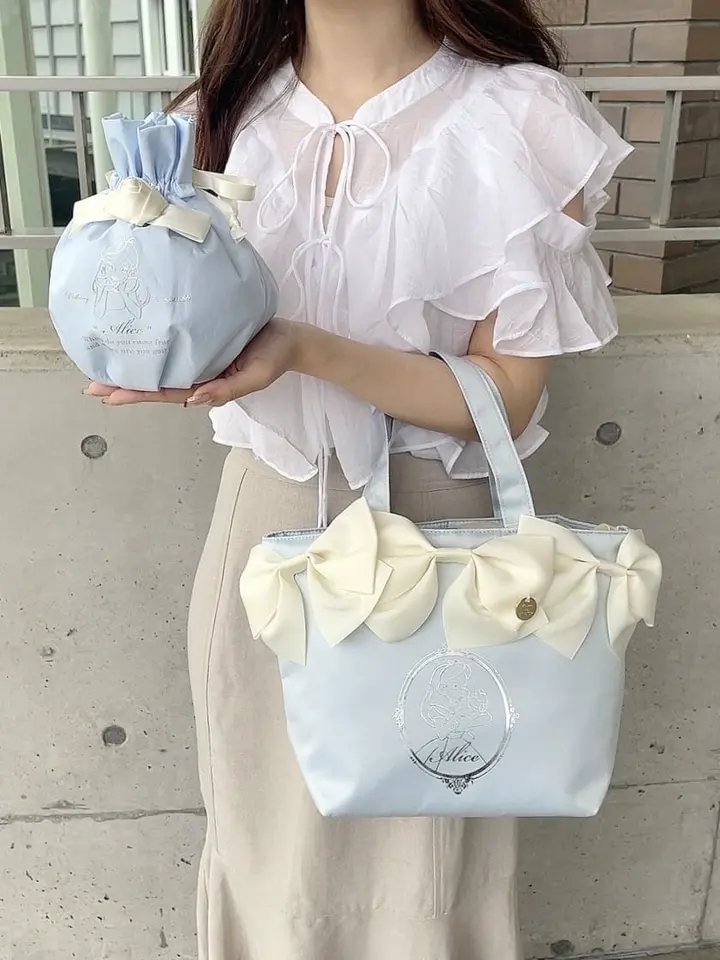 Alice/巾着ポーチ/Maison de FLEUR（メゾン ド フルール）のポーチ