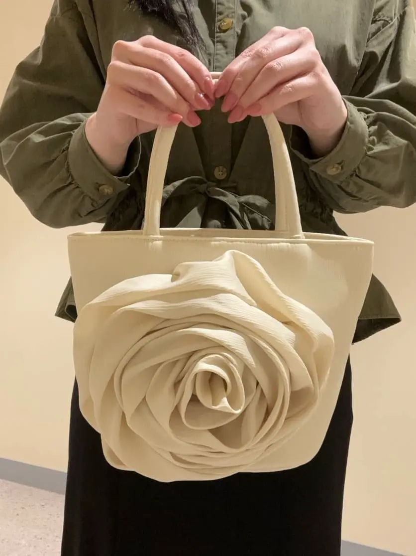 ビッグローズトートバッグ/Maison de FLEUR（メゾン ド フルール）の