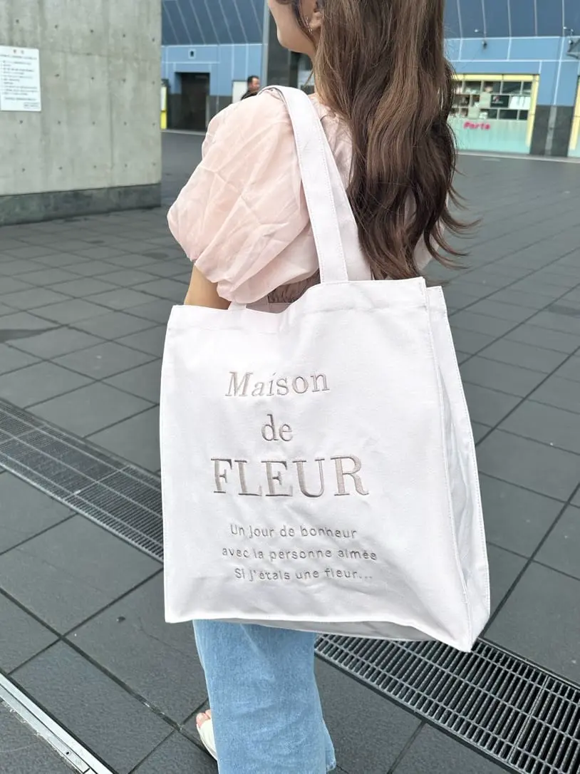 ブランドロゴ刺繍スクエアトートバッグ/Maison de FLEUR（メゾン ド