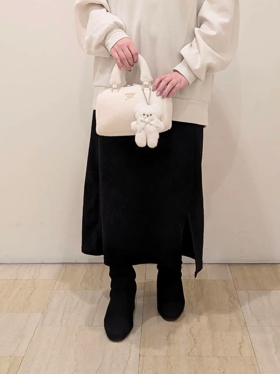 ✳︎ぽん✳︎　7/1まで　メゾンドドルチェ　大人気バッグ　ファー&巾着セット ✳︎ぽん✳︎様専用 7/1まで メゾンドドルチェ 大人気バッグ ファー