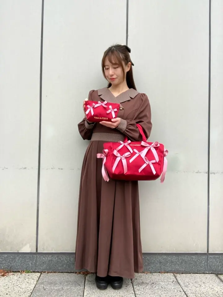 サイドポケットリボンサテントートバッグ/Maison de FLEUR（メゾン ド