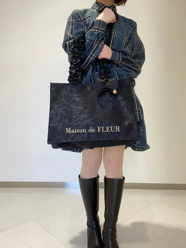 レースフリルハンドルスクエアトートMバッグ/Maison de FLEUR（メゾン