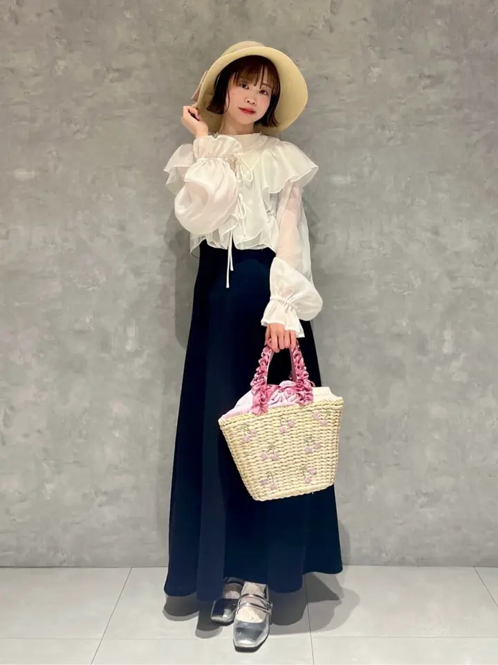 新品チェリーメイズフリルハンドルカゴバッ Maison de FLEUR チェリーメイズフリルハンドルカゴバッグ / Maison de FLEUR