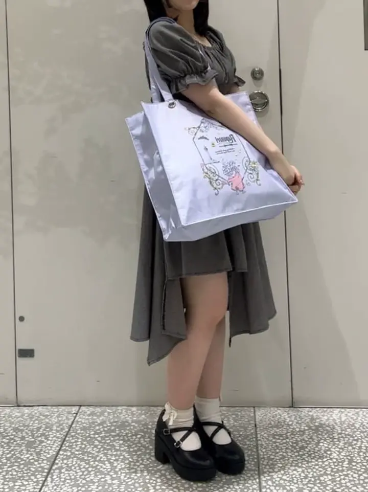 Rapunzel/巾着ポーチ/Maison de FLEUR（メゾン ド フルール）のポーチ