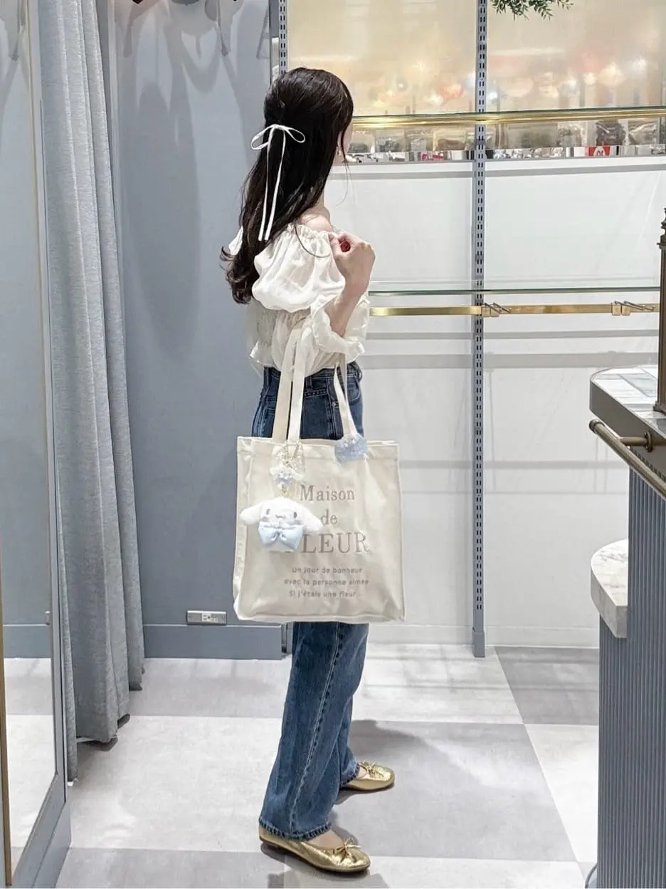 ロラライハリス♡ライトブルーWデニム♡刺繍の多機能スクエアトート