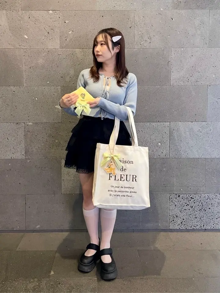 Pluto/タオルハンカチ/Maison de FLEUR（メゾン ド フルール）のタオル