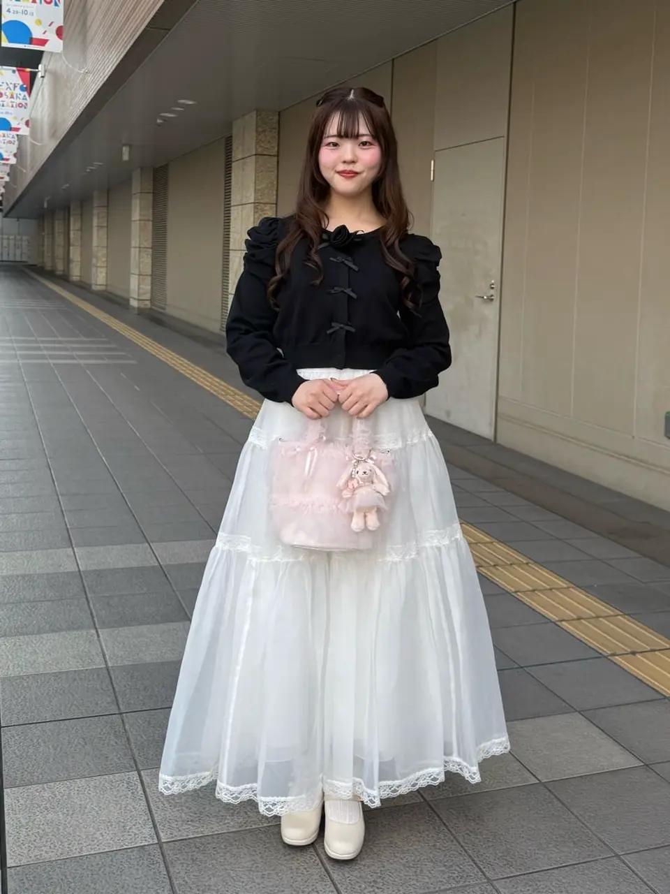 ジョリーフルール　新作メゾンドクチュール　たっぷりフリルトート＆14㎝ポーチ　① ジョリーフルール 新作メゾンドクチュール たっぷりフリルトート＆14