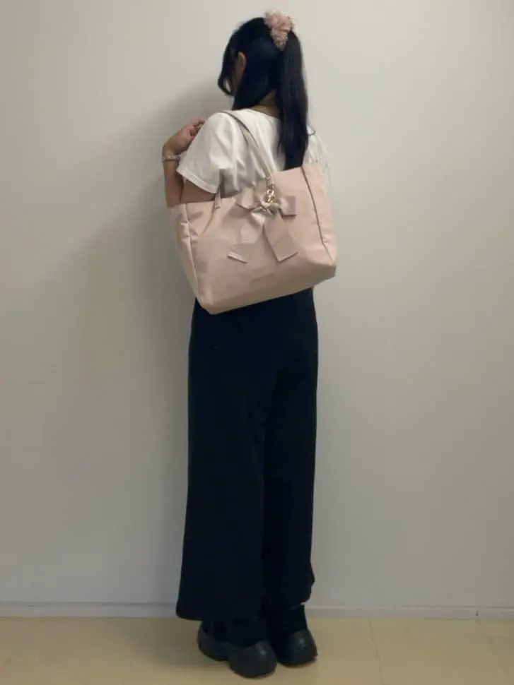 リボンチャーム付き3ルームトートバッグ/Maison de FLEUR（メゾン ド