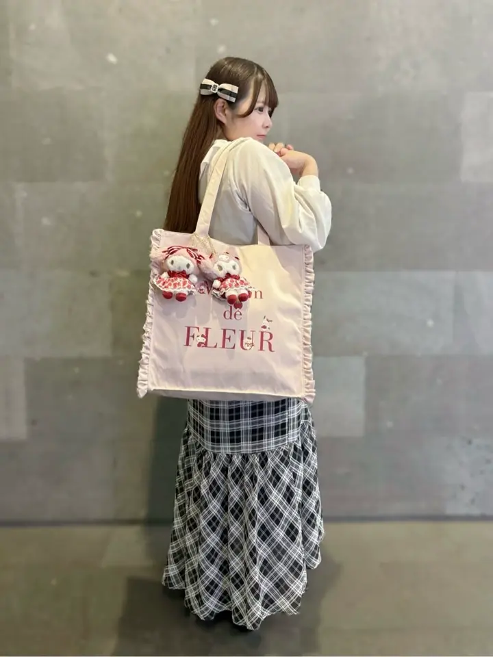 いちご新聞 フリルトートバッグ/Maison de FLEUR（メゾン ド フルール